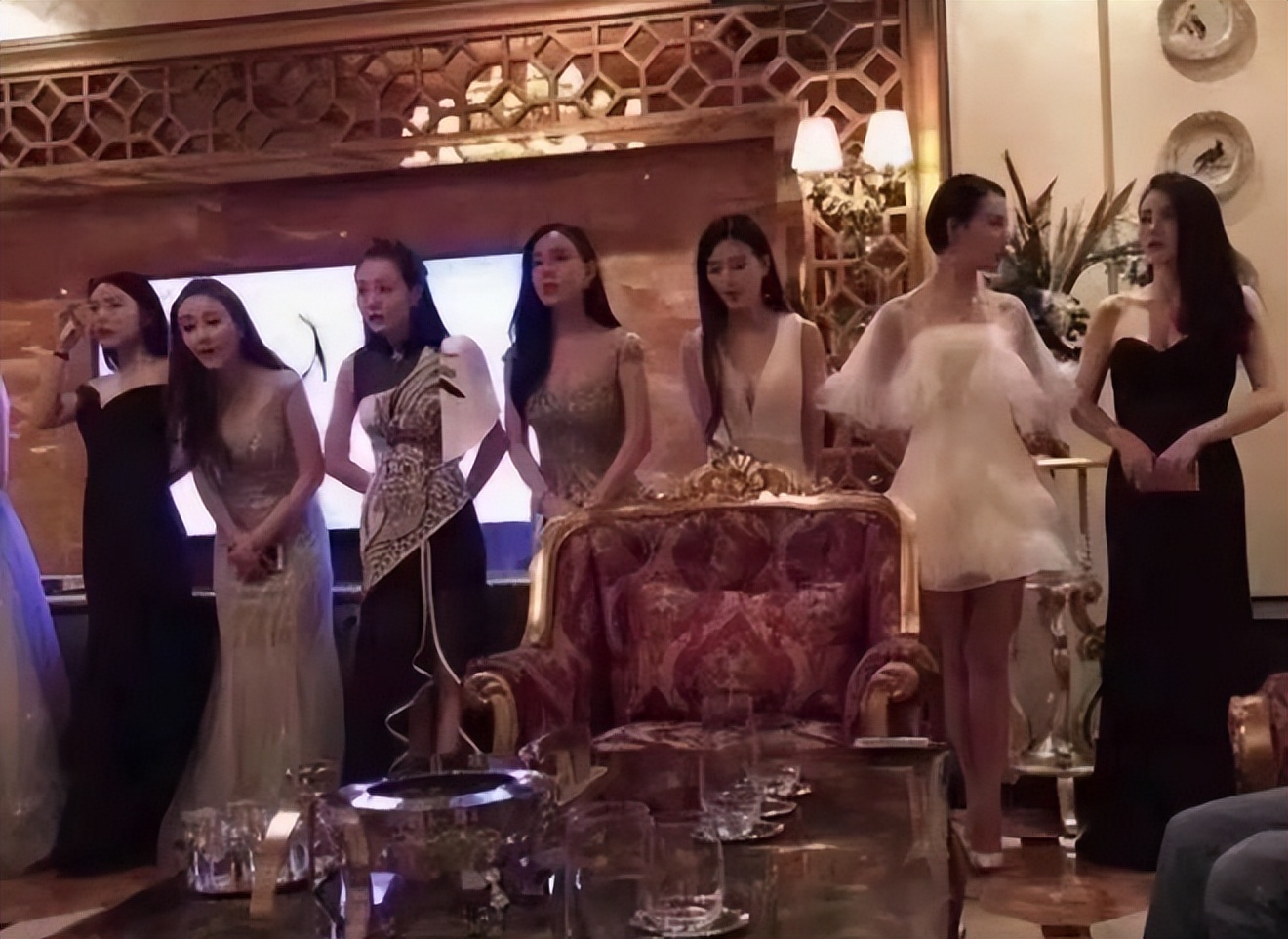 拉皮条赚钱_拉皮条获利几万_拉皮条赚钱的工作