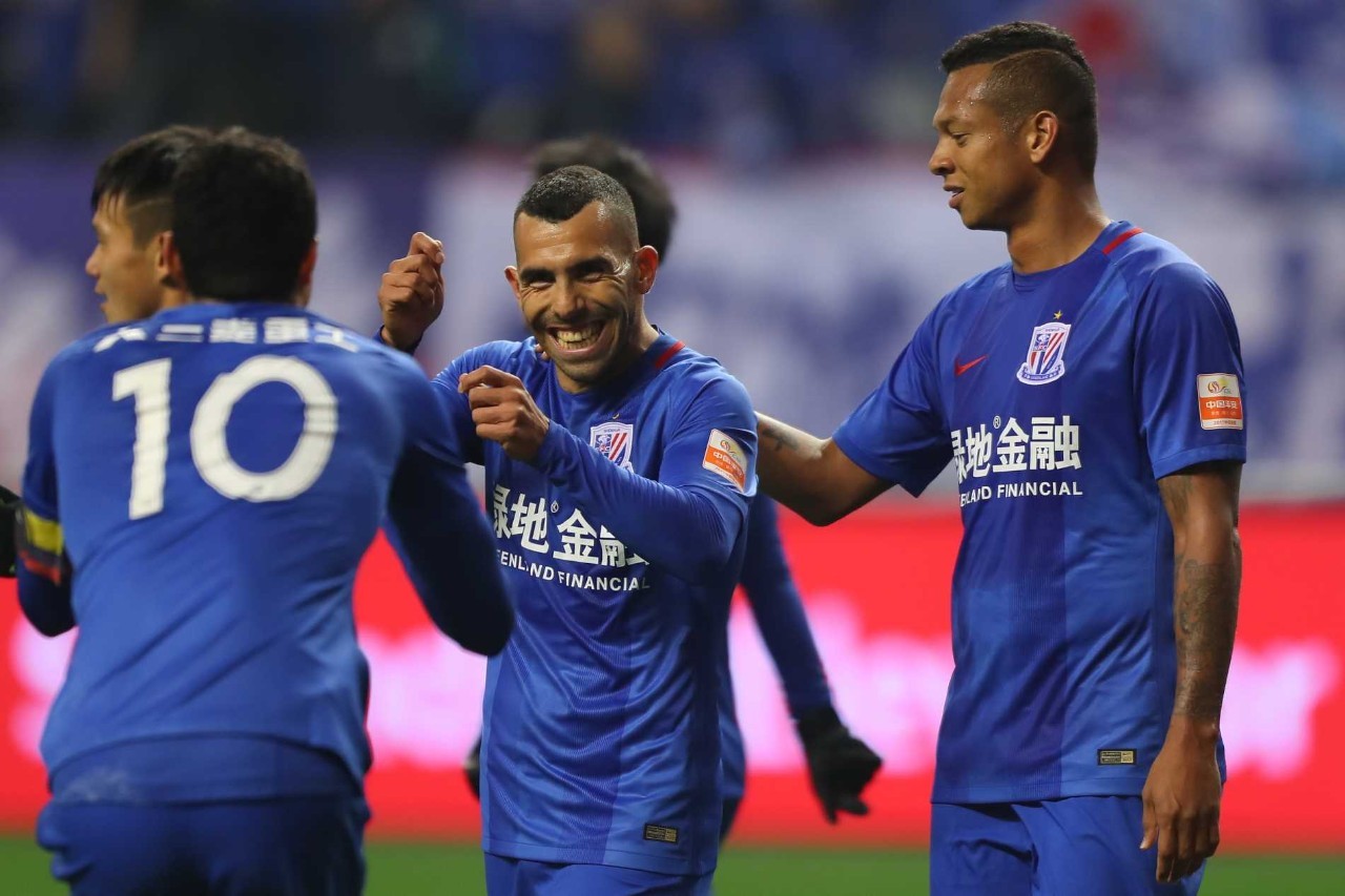 上海申花特维斯表现_ 特维斯加盟申花原因分析 _德罗巴中超转会申花赚钱了吗