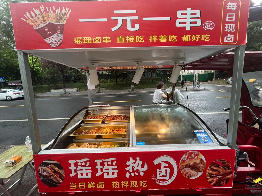 最赚钱的小吃店推荐_现在做什么小吃比较赚钱_地摊小吃项目选择