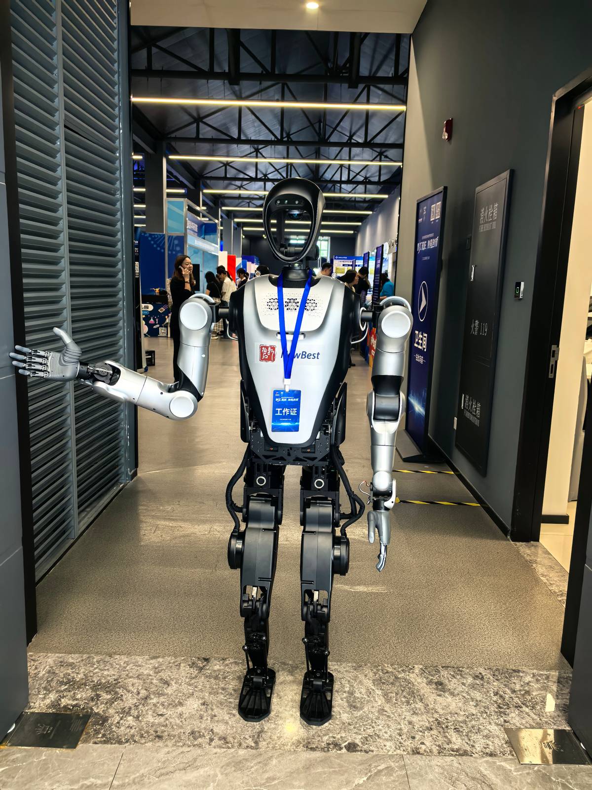 创业板高科技股投资机会_2026年A股市场走势_2026年a股平均市盈率